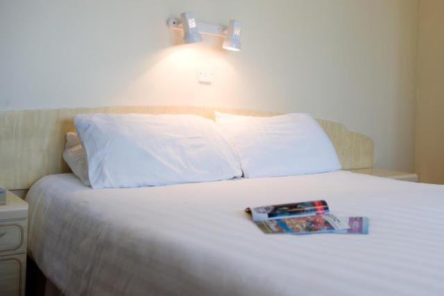 Talana Hotel Saint Helier ห้อง รูปภาพ